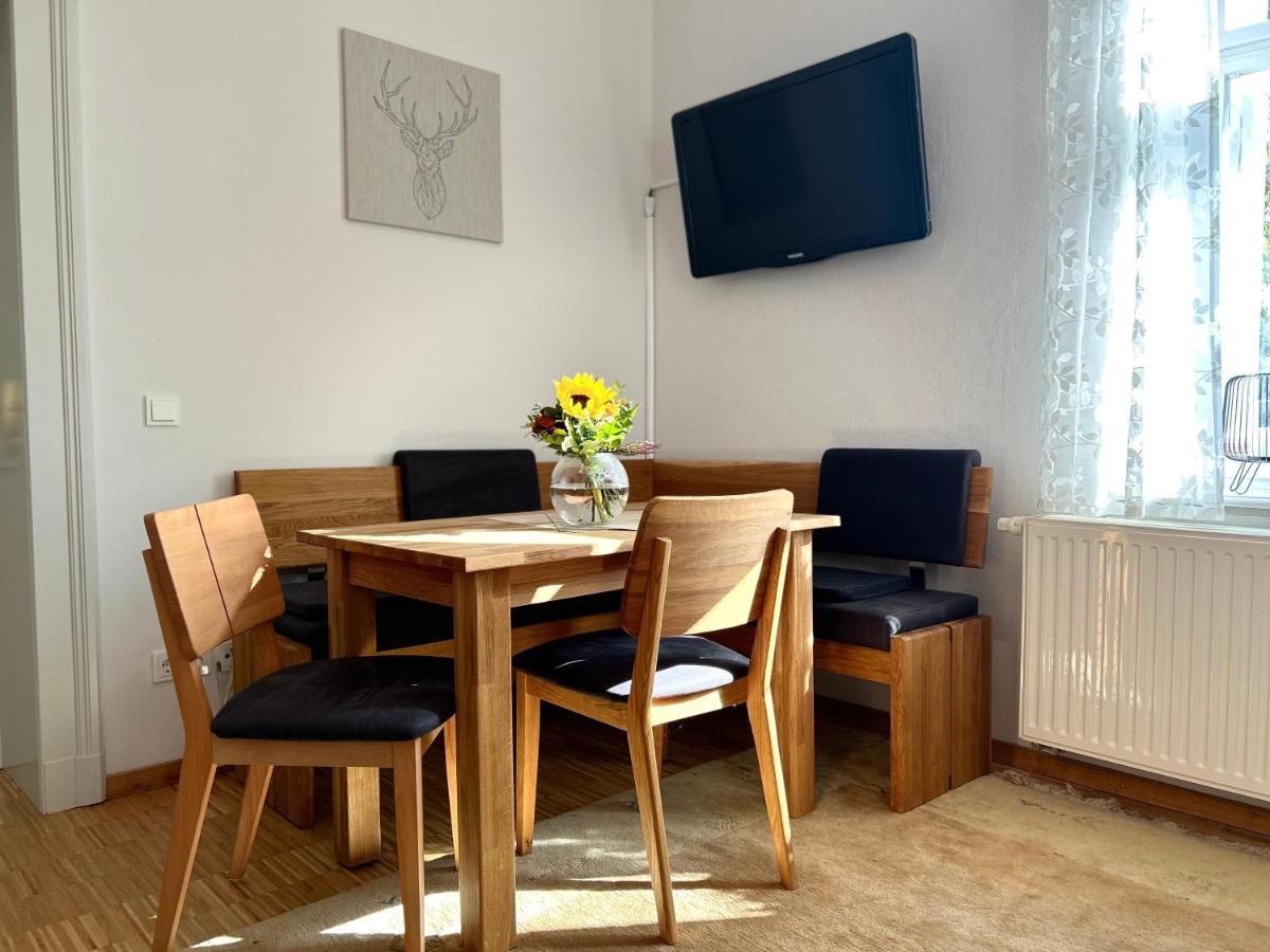Schlosspark Apartment I 80Qm I 3 Betten I Bei Dresden 하이데나우 외부 사진