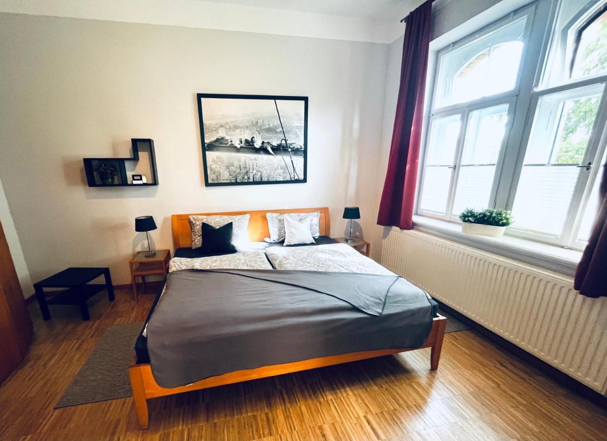 Schlosspark Apartment I 80Qm I 3 Betten I Bei Dresden 하이데나우 외부 사진